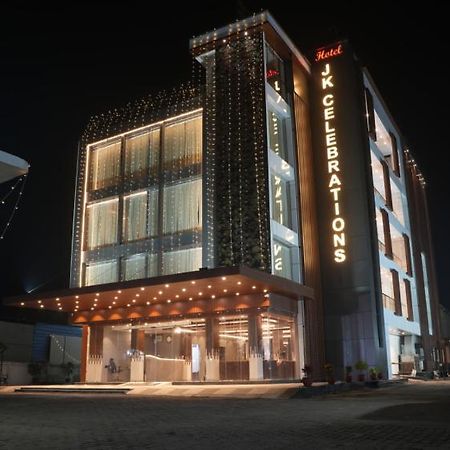 Hotel Jk Celebration จาบัลปูร์ ภายนอก รูปภาพ
